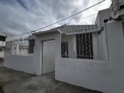 casa de venta en manta zona norte dentro urbaniza