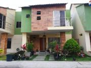 Casa de venta en Portoviejo dentro de urbanización