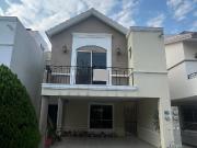 Casa de Venta en Privada Residencial, Santa Catarina...