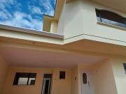 casa de venta en puertas del sol Cuenca a pocas cuadras...