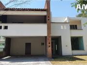 Casa de Venta en sector Residencial privilegiado norte