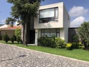 Casa de venta en Tumbaco dentro de Urbanización cerrada