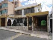 Casa de Venta ideal para edificio o local comercial