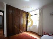 Casa de vila á venda de 365 m², 4 suítes e 4 vagas no...