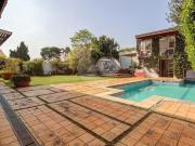 Casa de vila com 4 quartos à venda em Jardim Hípico SP