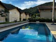 Casa dentro de Condomínio em Boiçucanga com 3 suítes