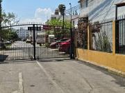 Casa dentro de Coto en Los Olivos II