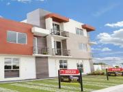 Casa dentro de fraccionamiento en Venta en Villas de...