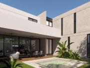 Casa dentro de privada con amenidades en Cholul