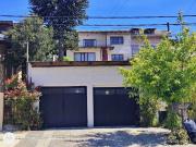 Casa + Departamento + 2 cocheras