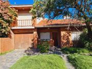 CASA + DEPARTAMENTO 5 AMB NECOCHEA, ZONA PARQUE