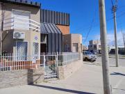 Casa + Depto en esquina con ubicaicon comercial