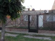 Casa + Depto en venta. Ideal dos familias. 9 de Abril