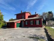 Casa di campagna con piscina, ottima posizione 250m² Piagge