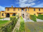 Casa di campagna in vendita di 11000 m²