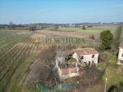 Casa di campagna in vendita di 1274 m² in Via...