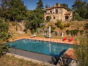 Casa di campagna in vendita di 188 m² in Via Roma