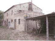 Rustici e casali in vendita di 500 m²