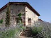 Casa di campagna in vendita di 303 m² in Via del Fossatello
