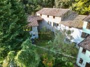 Casa di campagna in vendita di 340 m² in Località Cà di...