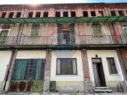 Casa di campagna in vendita di 343 m² in Via...