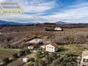 Rustici e casali in vendita di 350 m² in Contrada Spiagge, 5