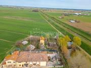 Casa di campagna in vendita di 370 m² in Via Gaiana