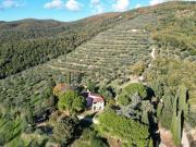 Casa di campagna in vendita di 400 m² in Via di Tuoro...