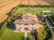 Casa di campagna in vendita di 411 m² in Vicolo Boni