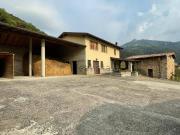 Casa di campagna in vendita di 460 m² in Via Madonna...