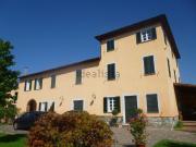 Casa di campagna in vendita di 500 m² in Via Sant&apos...