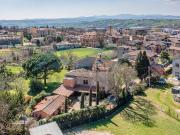 Casa di campagna in vendita di 500 m² in Via Vecchia...