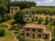 Casa di campagna in vendita di 536 m² in Via delle Pietrose