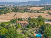 Casa di campagna in vendita di 544 m² in Via Vecchia