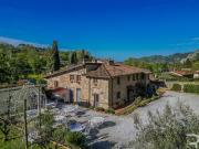 Casa di campagna in vendita di 620 m² in Via Nuova