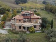 Casa di campagna in vendita di 621 m² in Via San Paolo, 29