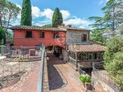 Casa di campagna in vendita di 630 m² in Località...