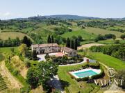 Casa di campagna in vendita di 640 m² in Località Casaglia