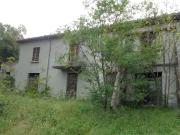 Casa di campagna in vendita di 691 m² in Via Sogliano