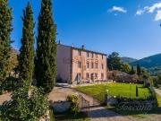 Casa di campagna in vendita di 700 m² in Località Rocche, 11