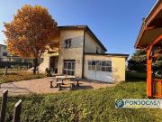 Casa di campagna in vendita di 79 m² in Via Brescia