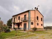 Casa di campagna in vendita di 900 m² in Via della...