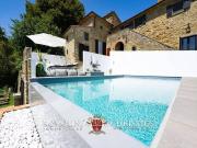 Casa di lusso di 400 mq in vendita Cortona, Italia