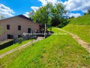 Casa di paese con ampio giardino e pozzo in Vendita a...