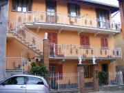 Casa di paese in vendita di 140 m² in Via Paracchini