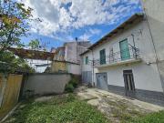 Casa di paese in vendita di 170 m² in Via Rocca
