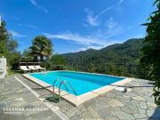 Casa di paese in vendita di 207 m² in Frazione Poggio...