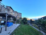 Casa di paese in vendita di 210 m² in Via Berrioli