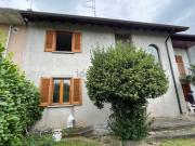 Casa di paese in vendita di 220 m² in Via Caduti Libertà