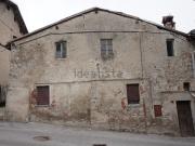 Casa di paese in vendita di 230 m² in Via Alessandro...
